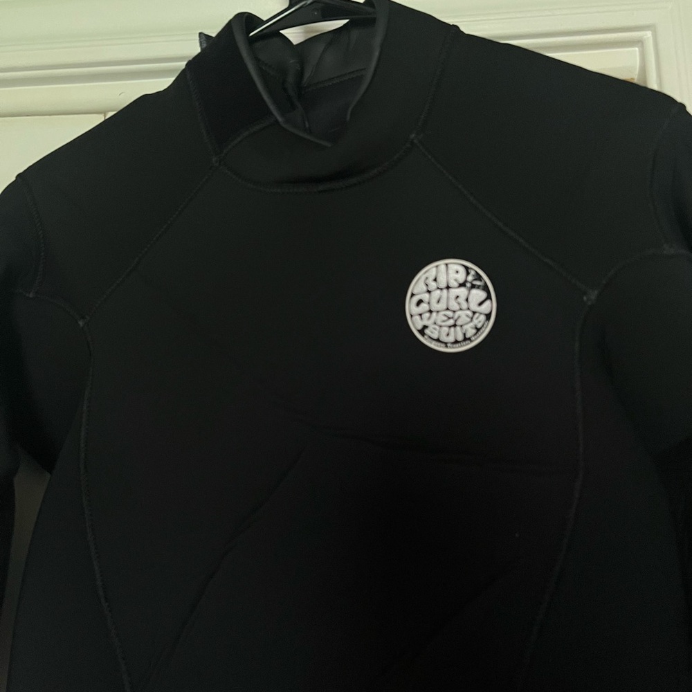 Women’s Wetsuit - Picture 6 of 6